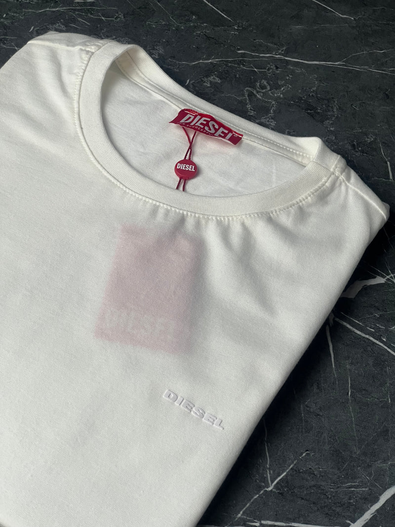 Camiseta Diesel - Off White - Seda Pima
