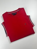 Camiseta Tommy Hilfiger - Vermelha - Importada